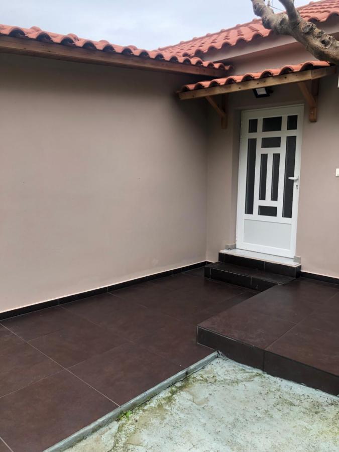Chrysa'S House Apartment Aigio Exterior foto